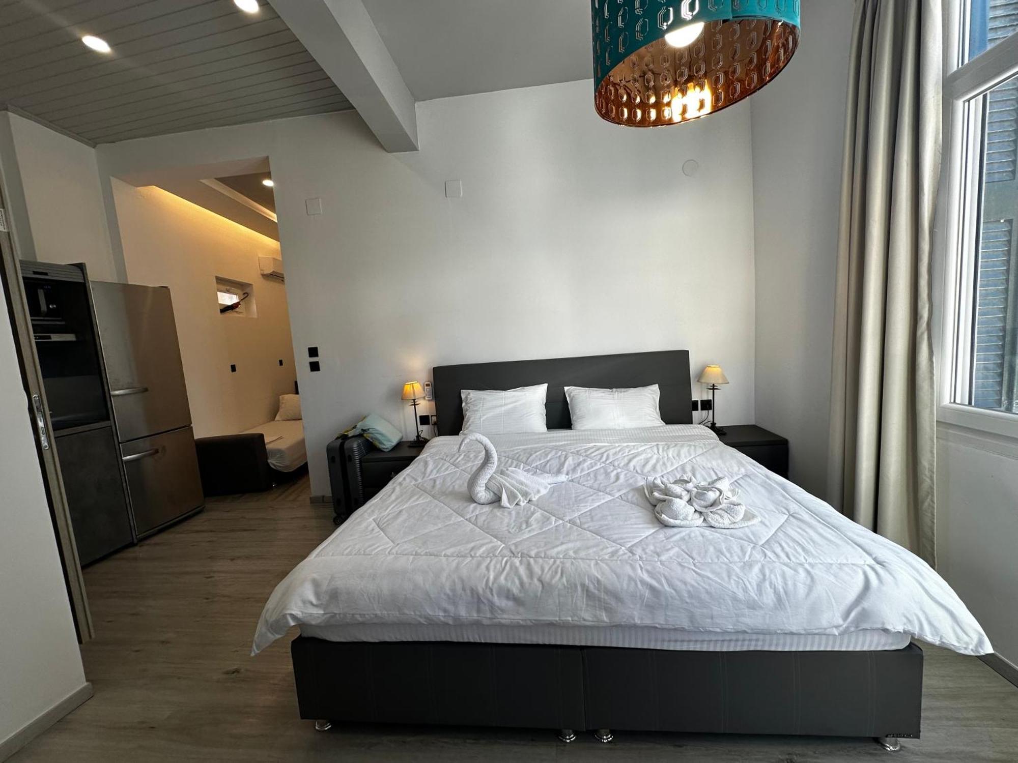 Corfu  Travelers Luxury Suites, Studios & Apartments מראה חיצוני תמונה