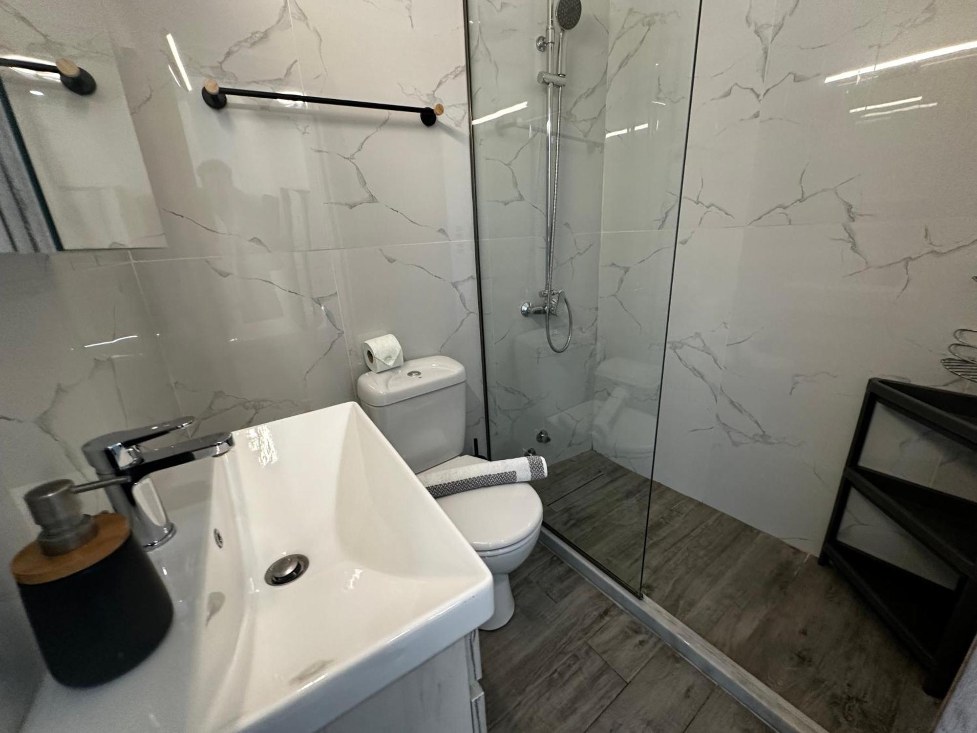 Corfu  Travelers Luxury Suites, Studios & Apartments מראה חיצוני תמונה