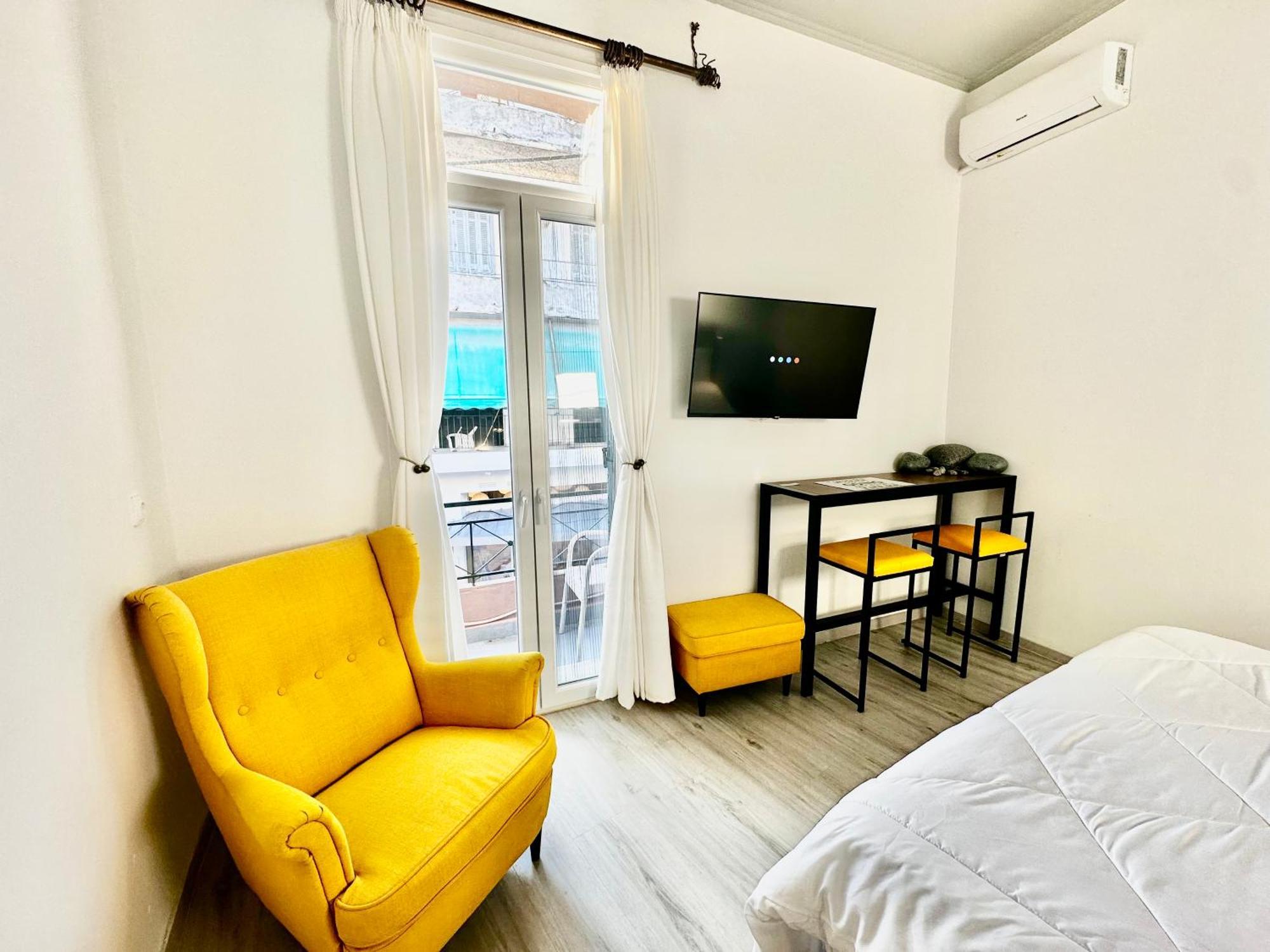 Corfu  Travelers Luxury Suites, Studios & Apartments מראה חיצוני תמונה