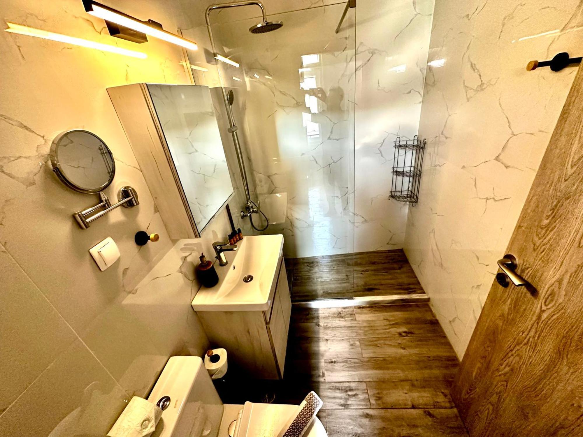 Corfu  Travelers Luxury Suites, Studios & Apartments מראה חיצוני תמונה